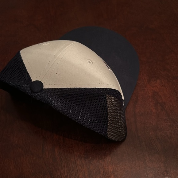 Patagonia hats nwt - Picture 7 of 8